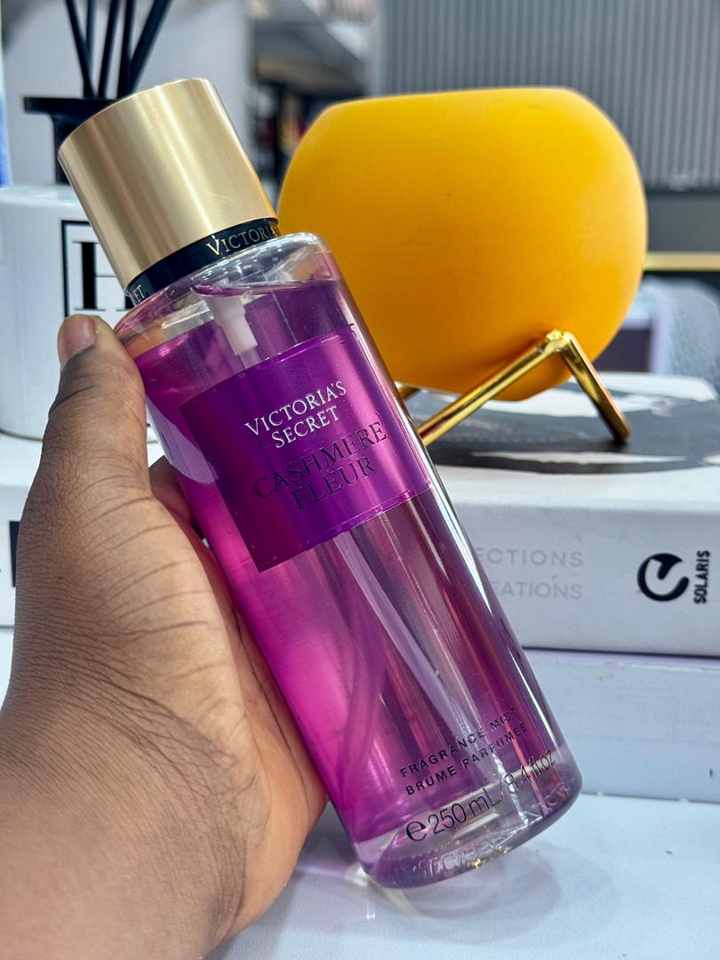 VICTORIA SECRET CASHMERE FLEUR BODY SPLASH