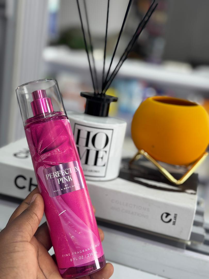 VICTORIA SECRET PERFECT IN PINK