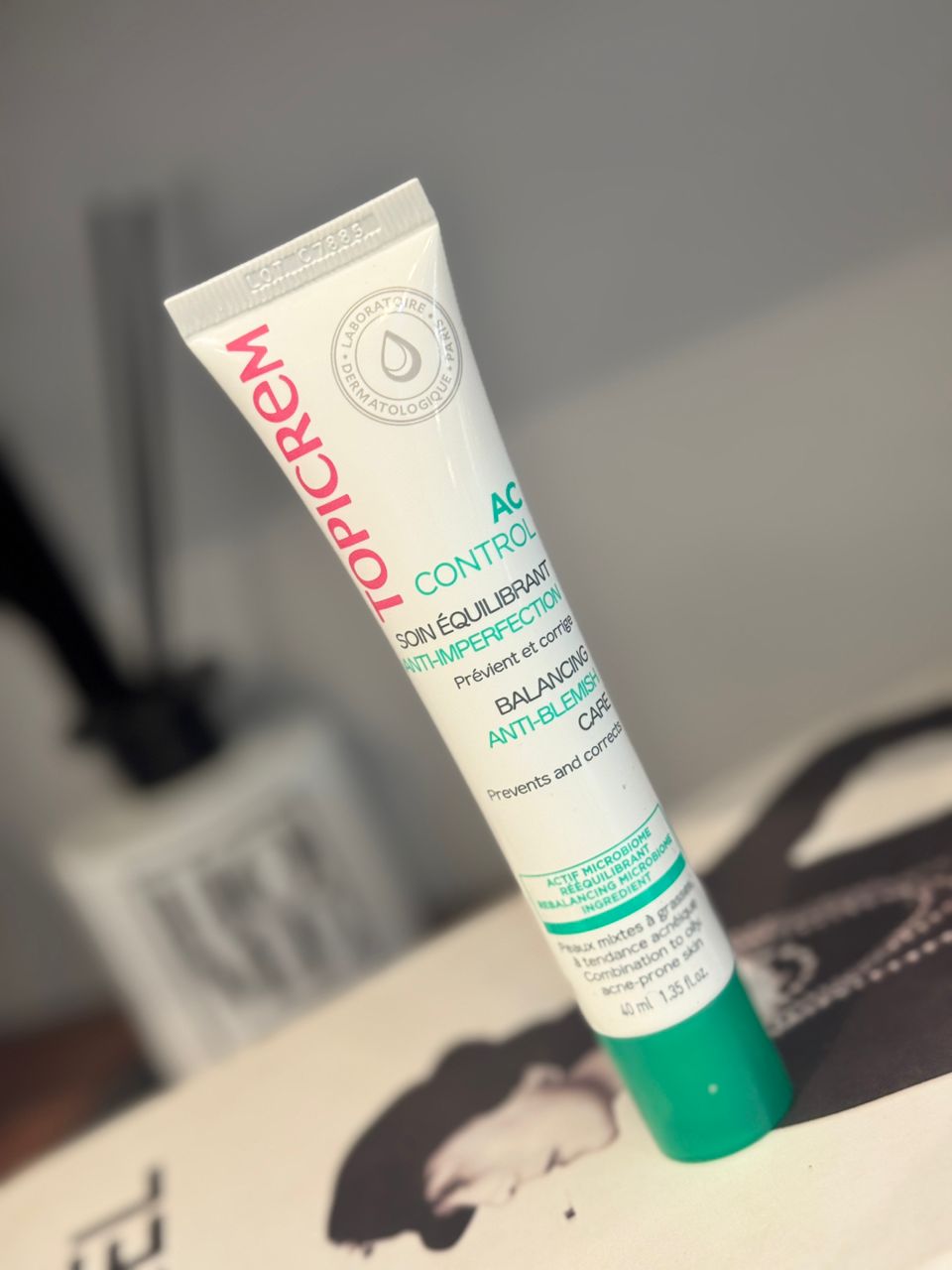 TOPICREM AC CONTROL BALANCING ANTI BLEMISH CARE