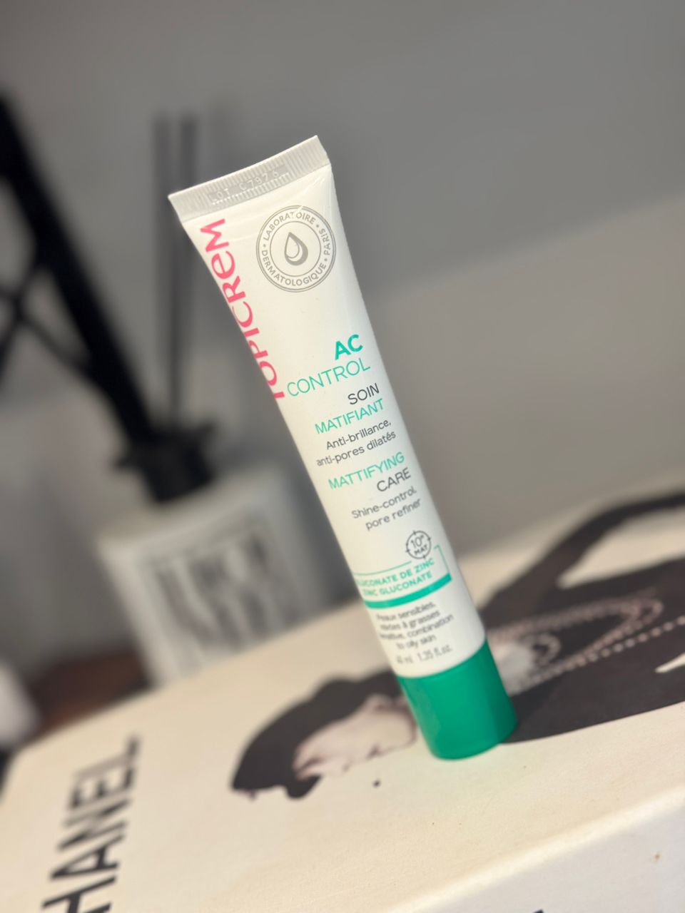 TOPICREM AC CONTROL MATTIFYING CARE